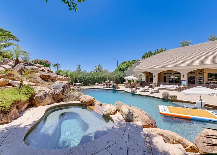 3 Mi To Dtwn Gilbert! W/ Shared Poolside Oasis